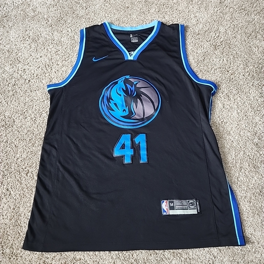 Nike Black Swingman Jersey
